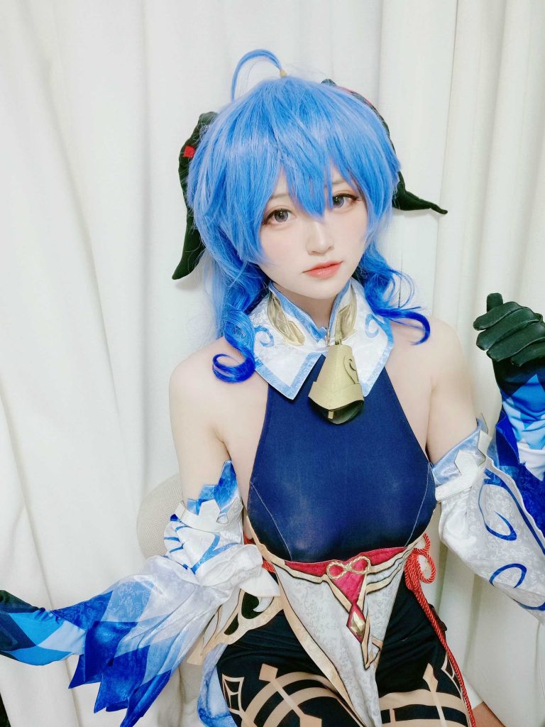 千阳(ちよ) NO.017 甘雨cos